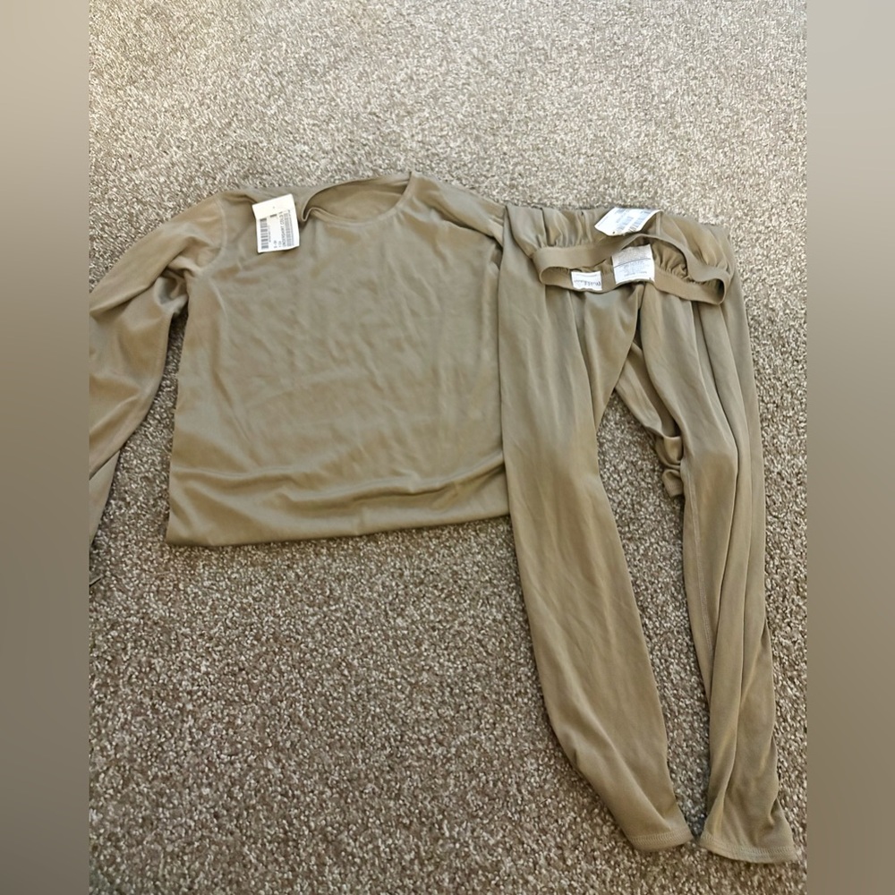 Military Issue Cold Weather Lightweight Undershirt & Drawers*Size SMALL